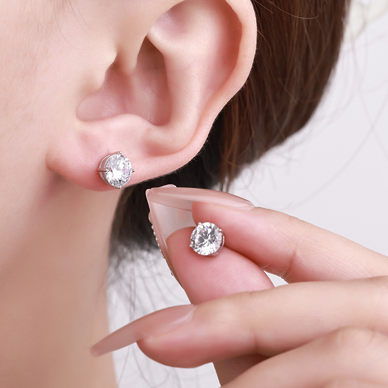 Women's 0.5/1/2/3 Carat 925 Silver Versatile Synthetic Zirconia Earrings